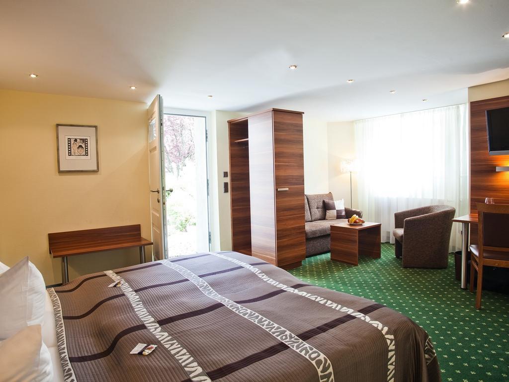 Hotel Schoengarten Garni Lindau  Room photo